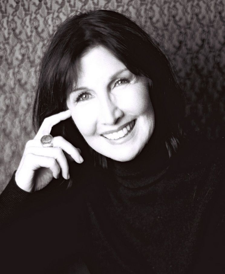 Joanna Gleason