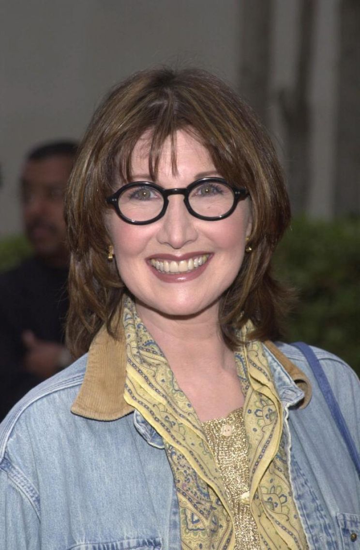 Joanna Gleason