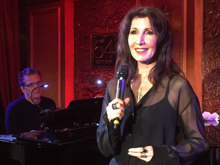 Joanna Gleason