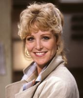 Joanna Kerns