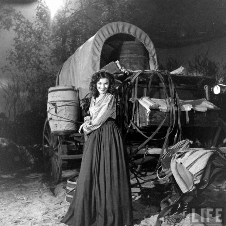 Joanne Dru