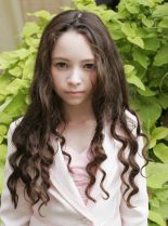 Jodelle Ferland photo