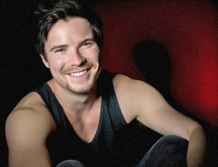 Joe Dempsie