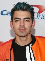 Joe Jonas photo