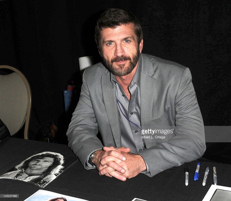 Joe Lando