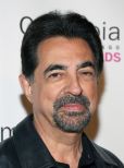 Joe Mantegna