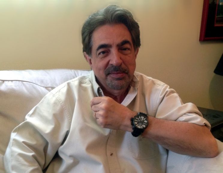 Joe Mantegna