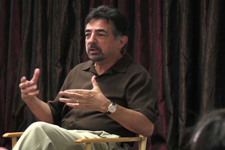 Joe Mantegna