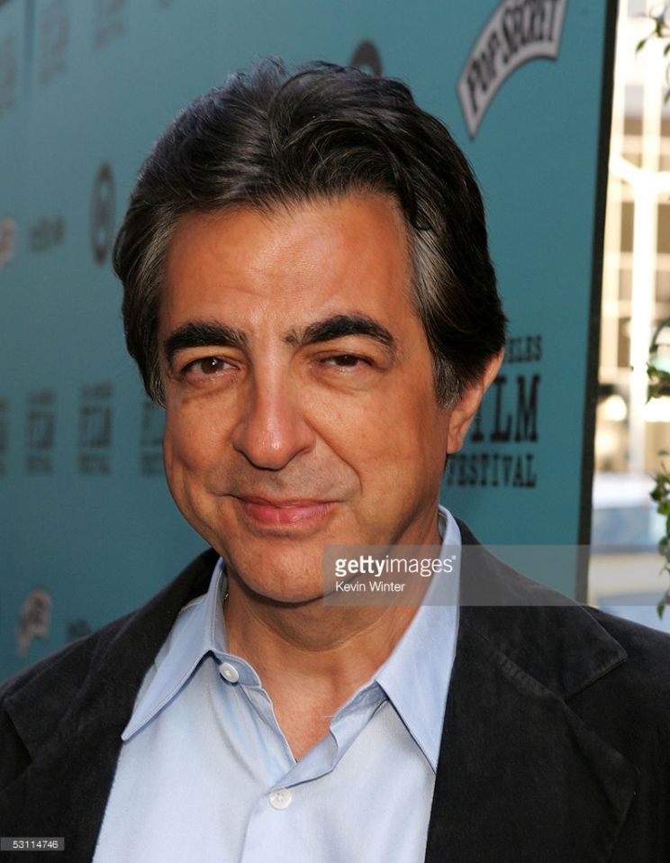 Joe Mantegna