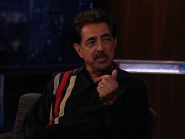 Joe Mantegna