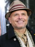 Joe Pantoliano