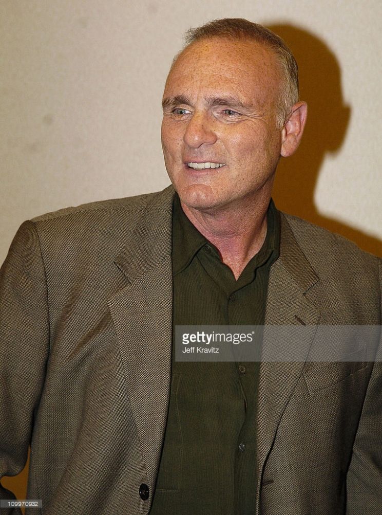 Joe Regalbuto