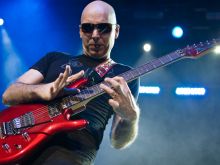 Joe Satriani