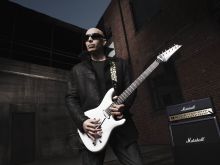 Joe Satriani