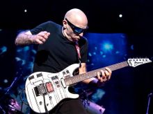 Joe Satriani