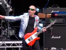 Joe Satriani