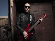 Joe Satriani