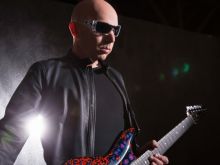 Joe Satriani