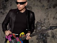 Joe Satriani