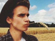 Joe Sugg