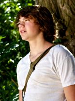Joel Courtney photo