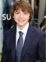 Joel Courtney photo