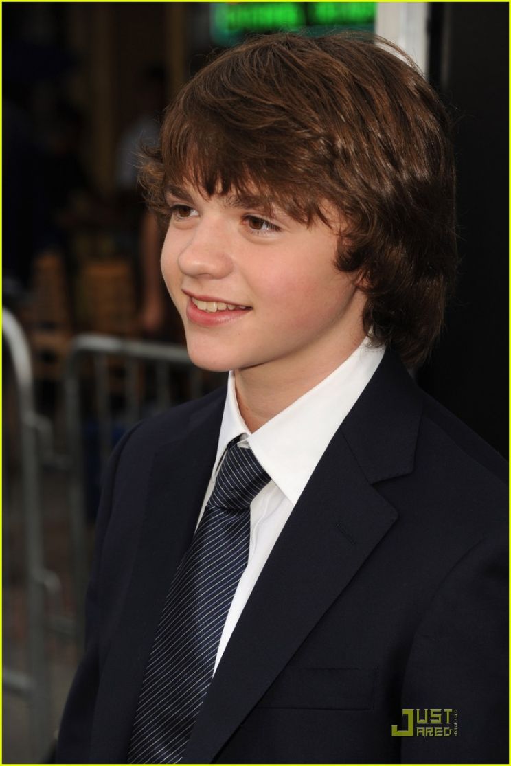 Joel Courtney