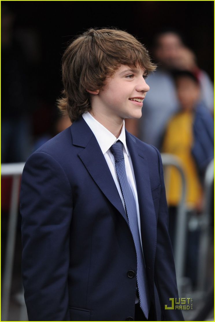 Joel Courtney