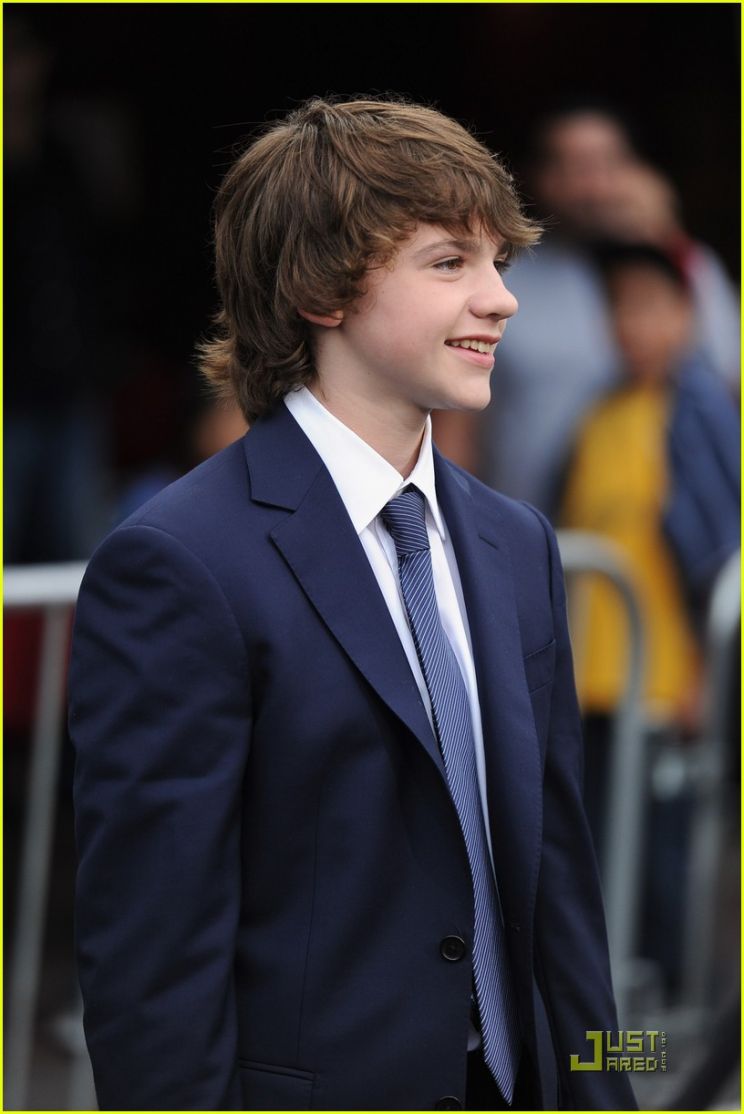 Joel Courtney