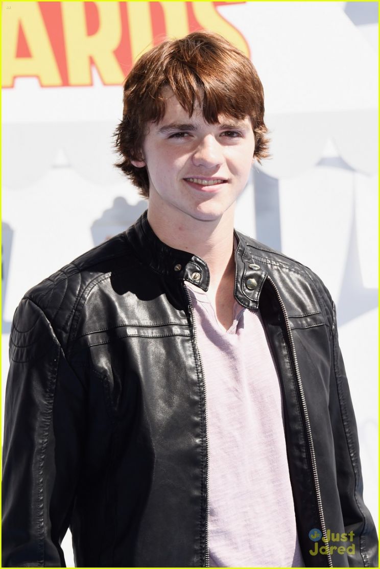 Joel Courtney