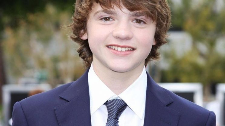 Joel Courtney