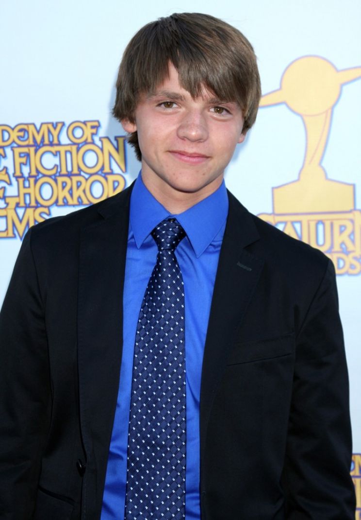 Joel Courtney