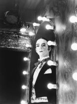 Joel Grey