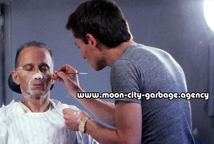 Joel Grey