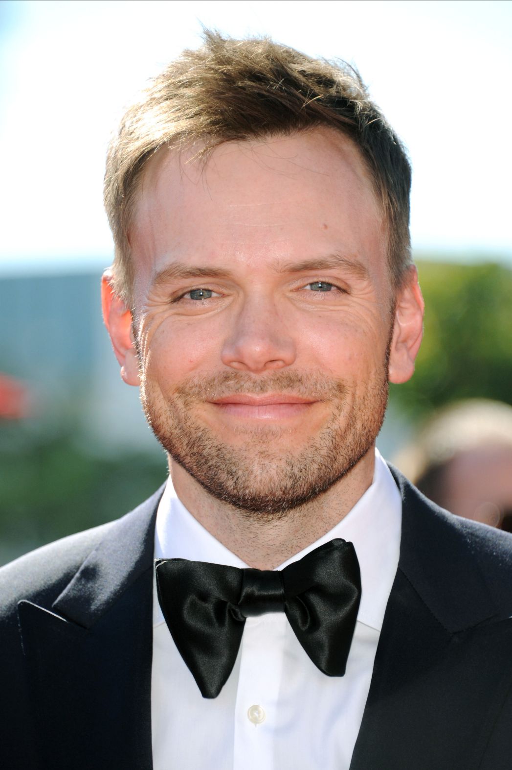 Joel McHale. 