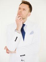 Joel McHale