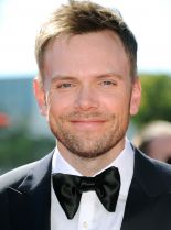 Joel McHale #174178 picture (Portrait Medium)