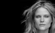 Joelle Carter