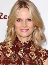 Joelle Carter