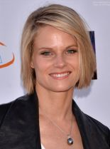 Joelle Carter