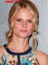 Joelle Carter #184676 picture (Portrait Medium)