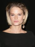 Joelle Carter