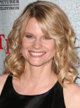 Joelle Carter