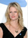 Joelle Carter