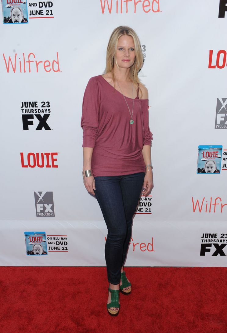 Joelle Carter