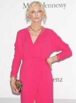 Joely Richardson #201262 picture (Portrait Medium)