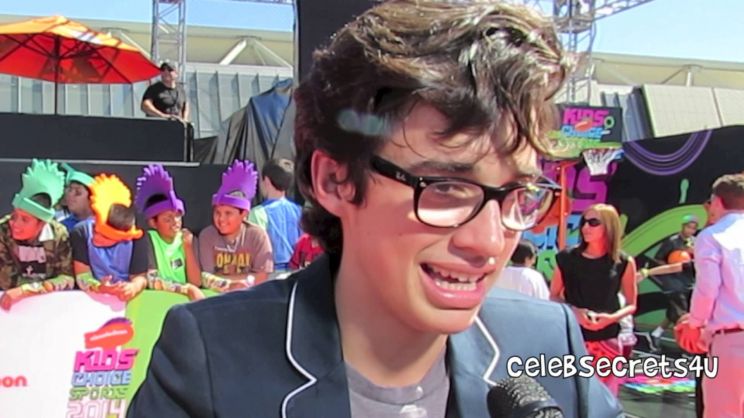 Joey Bragg