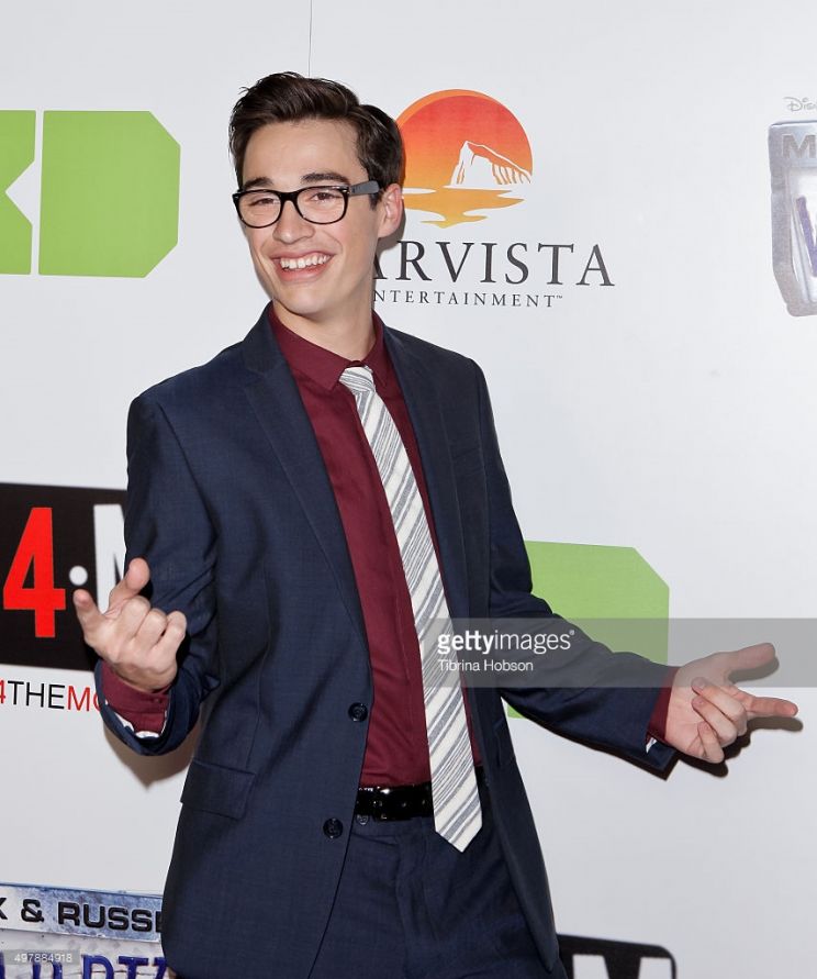 Joey Bragg