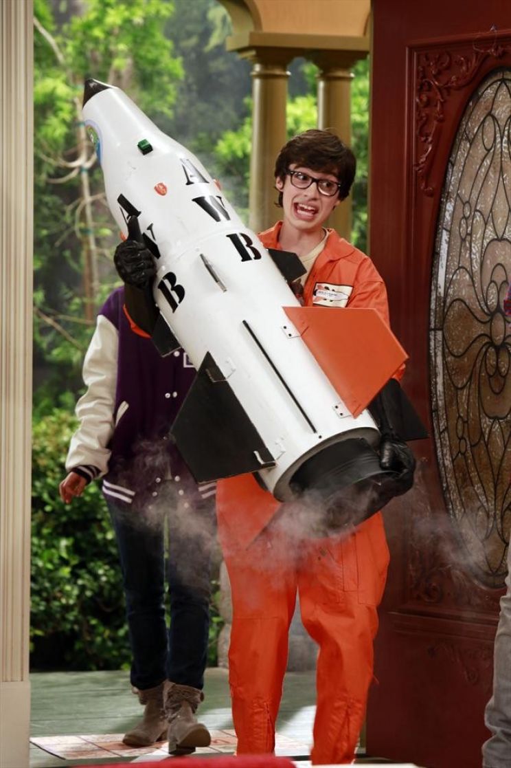 Joey Bragg