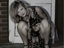 Joey Lauren Adams
